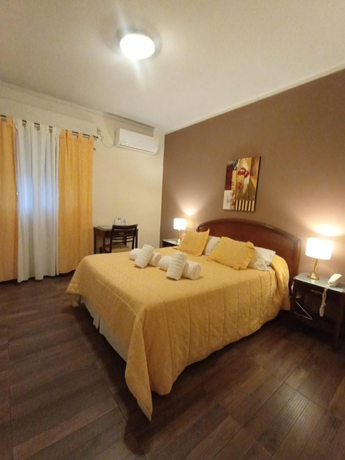 Hotel Hernandarias Santa Fe Buitenkant foto